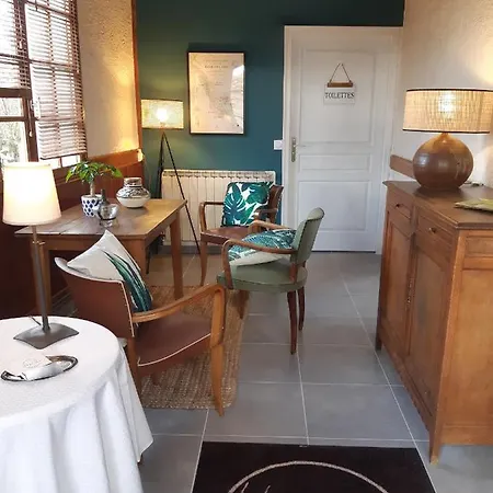 L'auberge Des Collines Hotel 2*