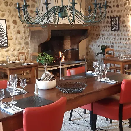 Hotel L'auberge Des Collines Granges-les-Beaumont