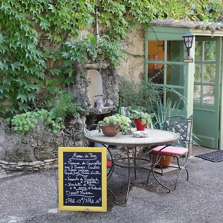 L'auberge Des Collines Hotel