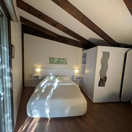 L'auberge Des Collines Hotel Granges-les-Beaumont