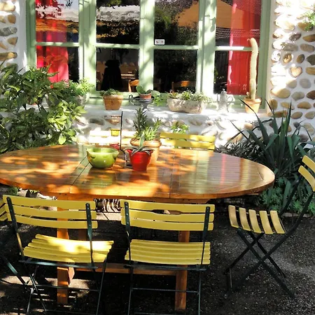 L'auberge Des Collines 2*